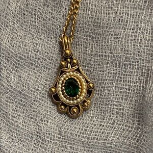 Vintage Avon 12” Drop.